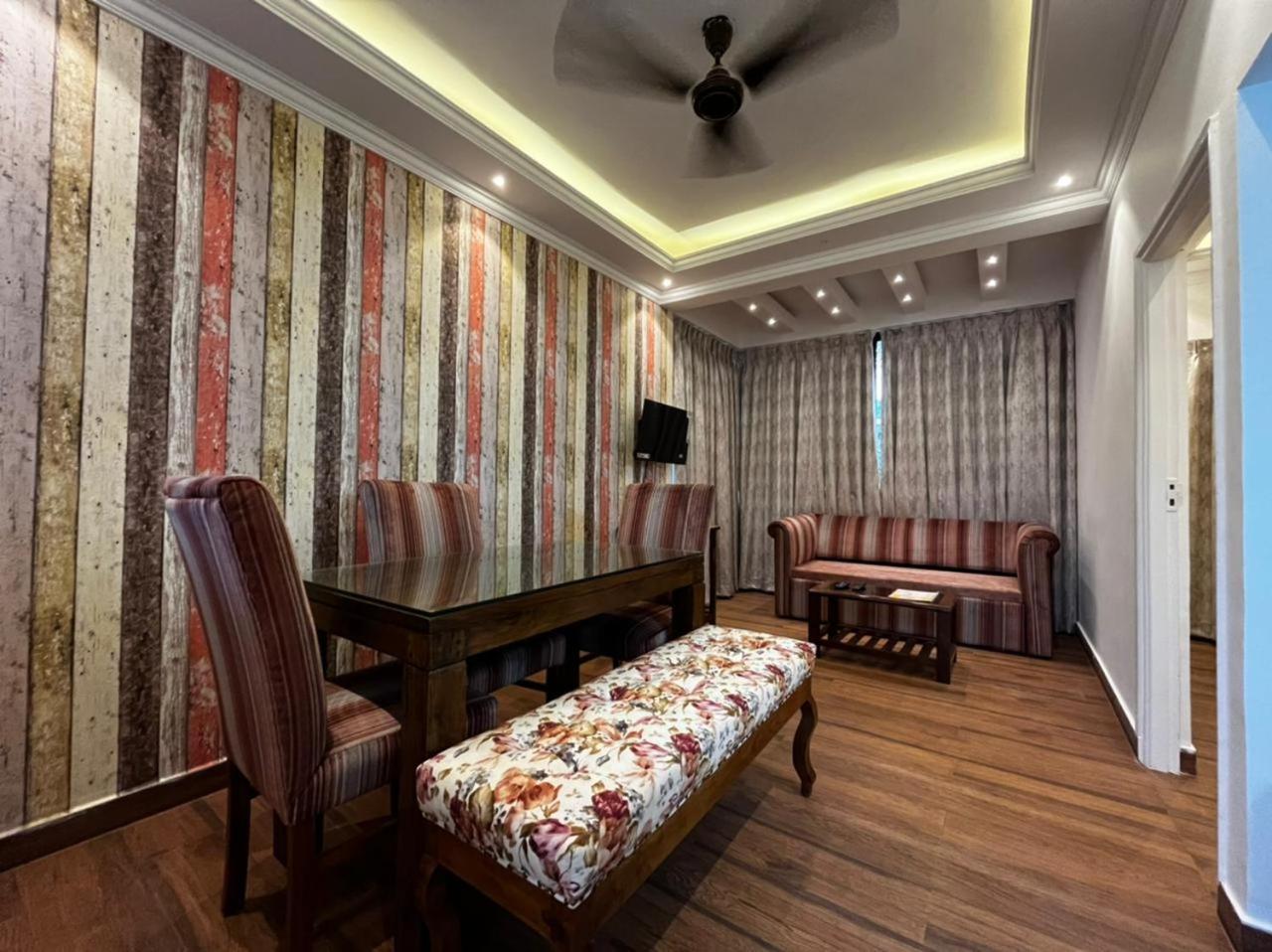 Santa Monica Resort - Calangute Ngoại thất bức ảnh